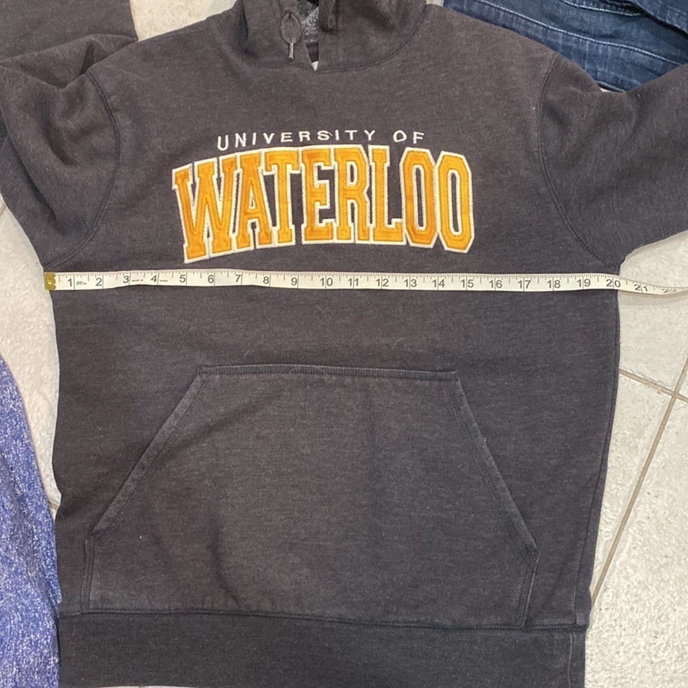 UNIVERSITY OF WATERLOO hoodie sweatshirt logo embroidered M Lot of 2 - Picture 5 of 6